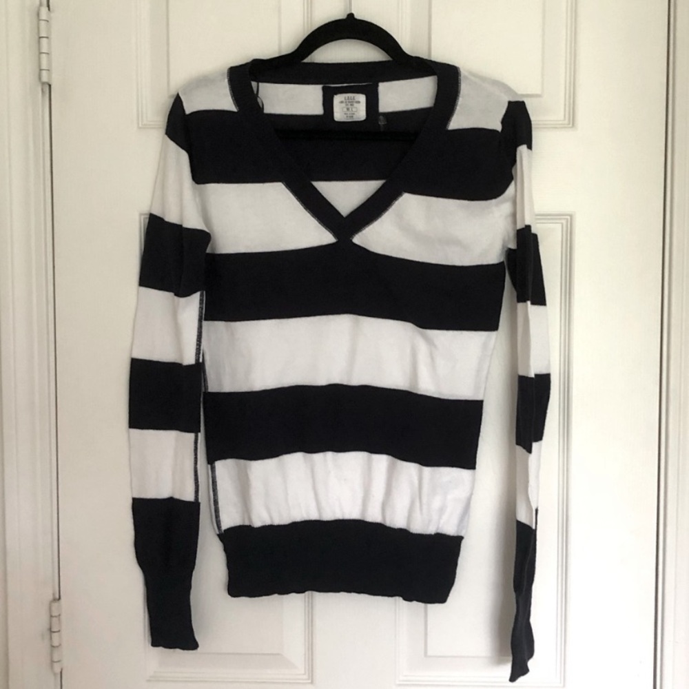H&M Striped V-Neck Sweater